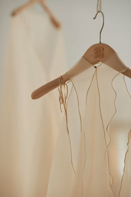 The Hidden Value of Branded Hangers in Fashion Stores